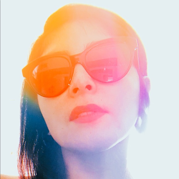 Meet your Posher, Diana - Picture 1 of 1